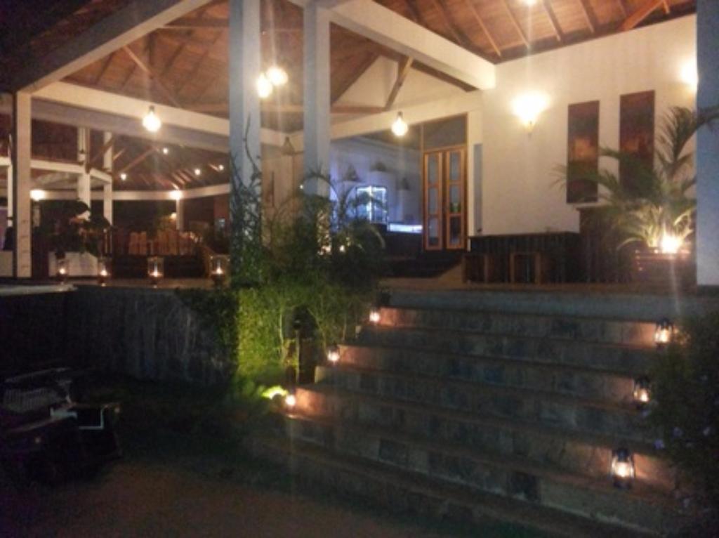Brook Boutique Hotel Melsiripura Ngoại thất bức ảnh