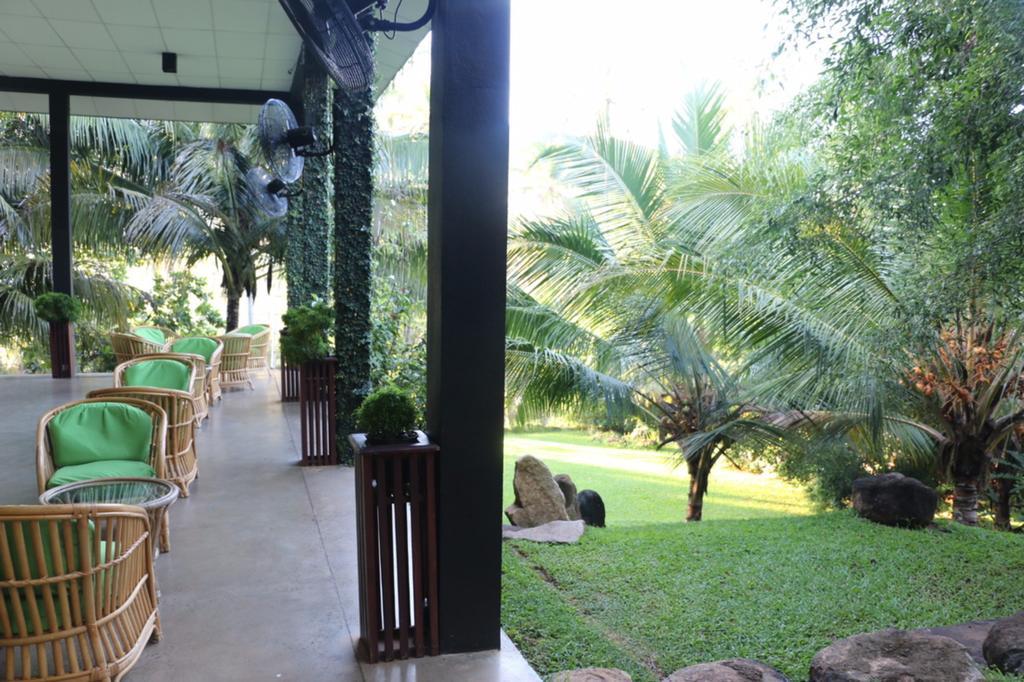 Brook Boutique Hotel Melsiripura Ngoại thất bức ảnh