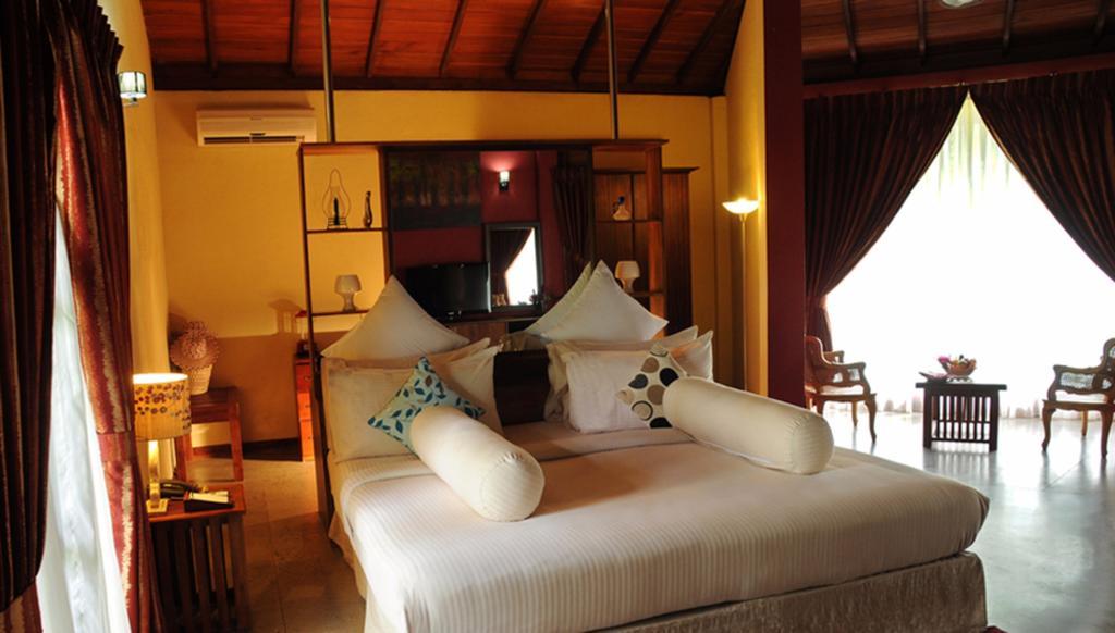 Brook Boutique Hotel Melsiripura Ngoại thất bức ảnh